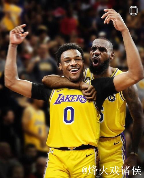 父子同台！詹姆斯与布朗尼联手书写历史新篇